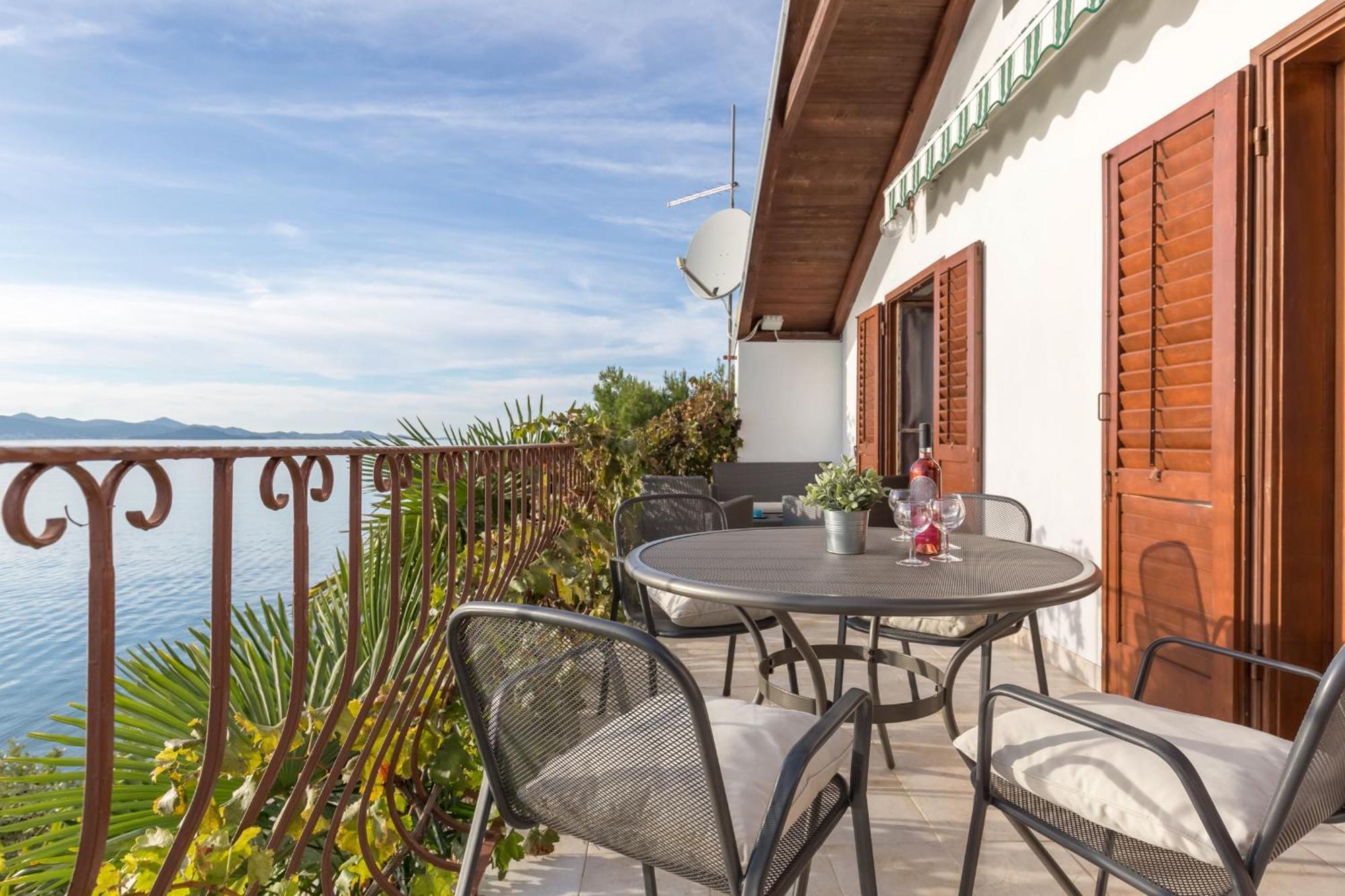 Sunset Family House In Bibinje On The Beach Exterior photo